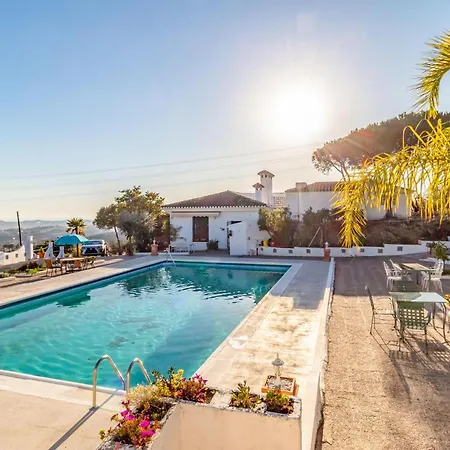 4 Bedroom Lovely In * Mijas